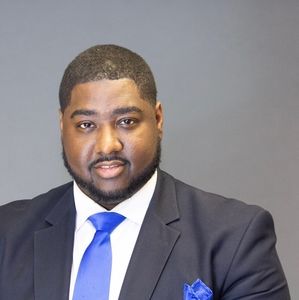 Meet your Posher, Tye